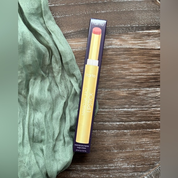 TARTE maracuja juicy lipstick, Buffed Pink, NIB - Picture 2 of 3
